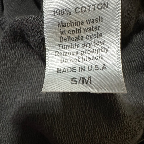 ALOHA CROP CHARCOAL HOODIE - Picture 5 of 5